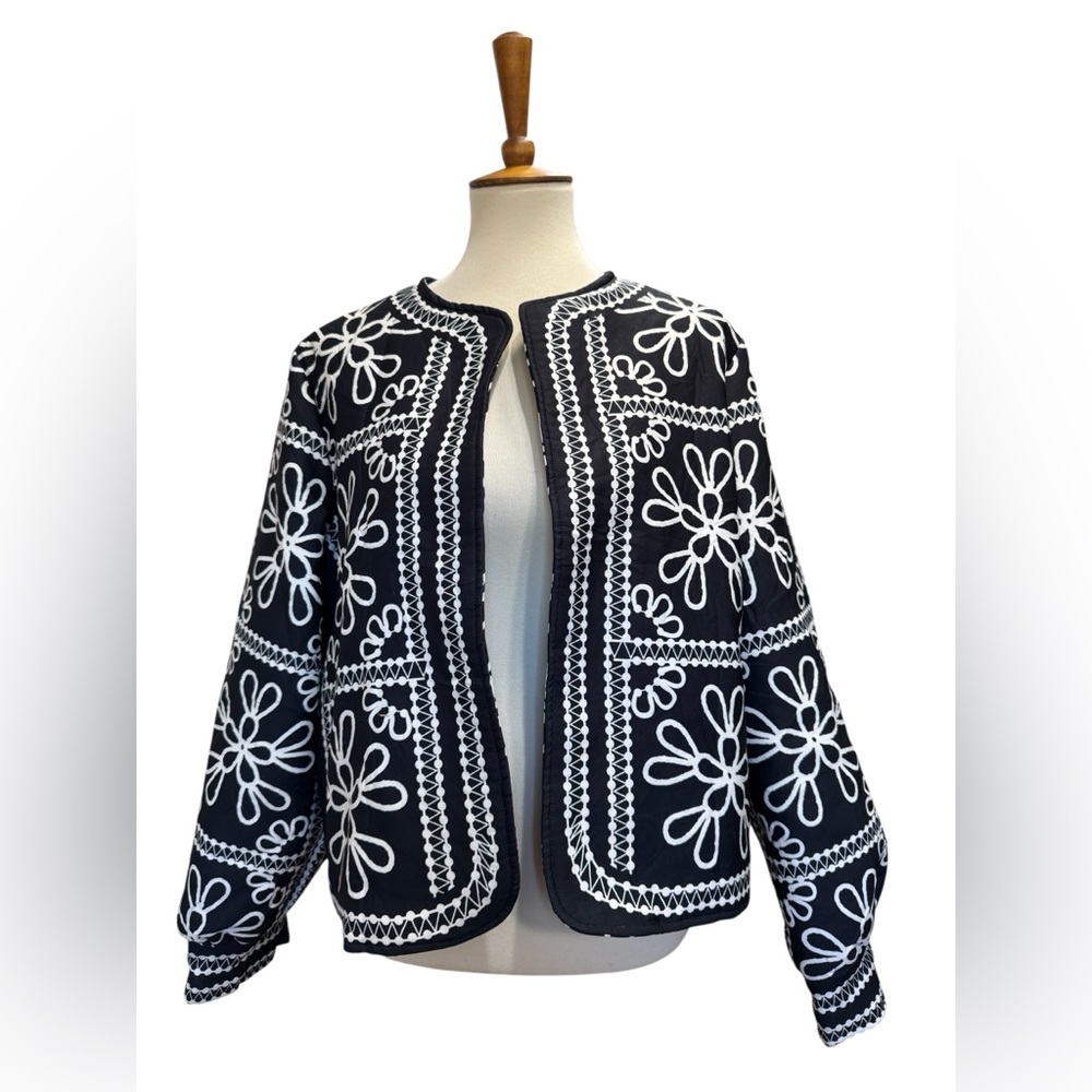 Black and White Blazer with Folk-Inspired Design #284 - Picture 2 of 5